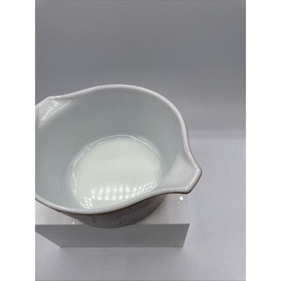 Vintage Pyrex (2) Set Woodland Casserole Dishes 473 B & 471 B With 1 Lid - Picture 9 of 12